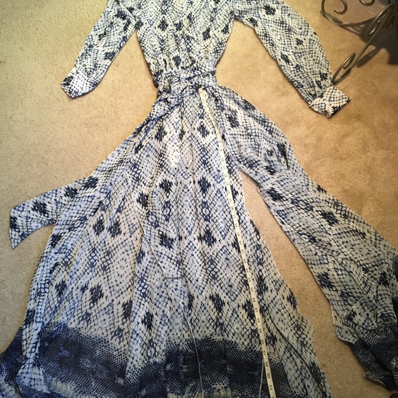 NWT Gorgeous Dress 👗 - Picture 3 of 4